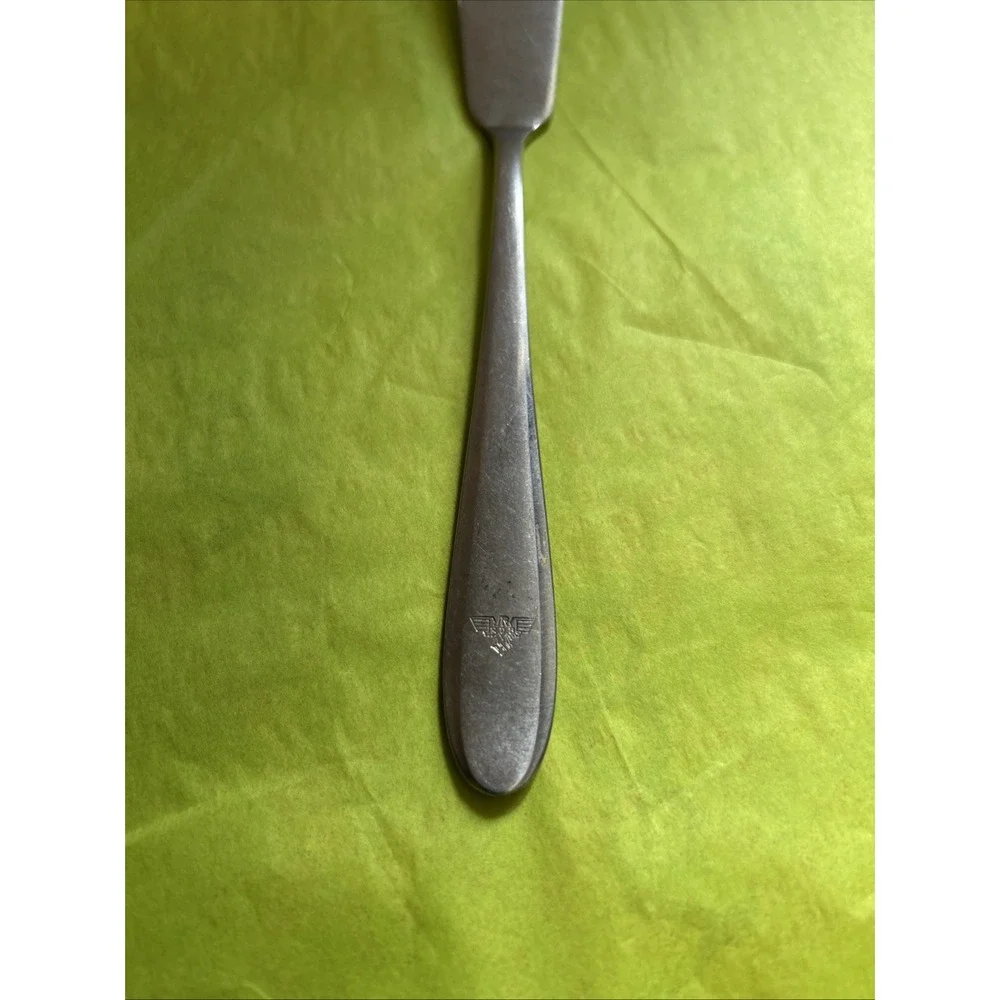 Wello Vintage Butter‎ Knife Air Force Flag Logo